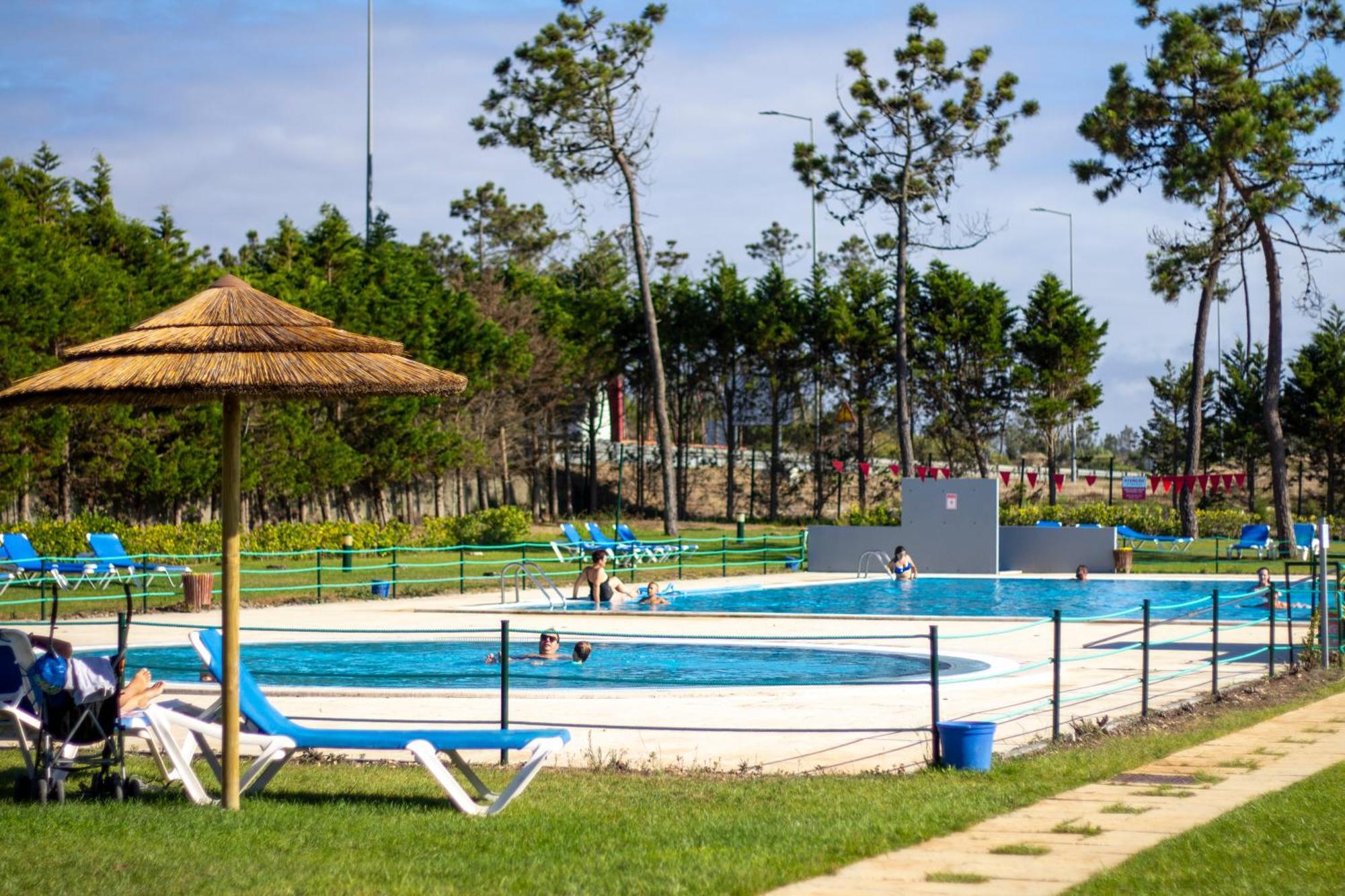 Готель Parque De Campismo Orbitur Gala Фігейра-да-Фош Екстер'єр фото